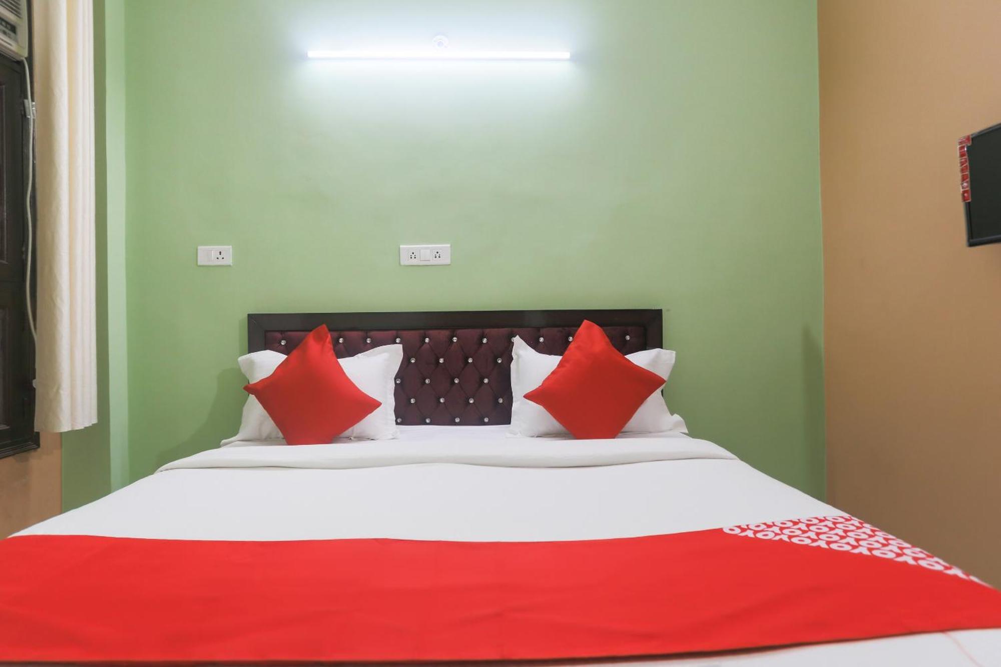 Hotel O Gdd Kuteer Noida Exterior foto